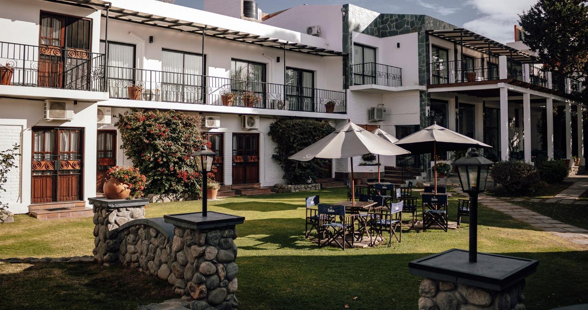 Hotel Los Sauces 카파야테 외부 사진